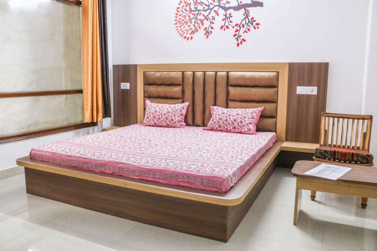 Sai Alok Homestay Shimla Esterno foto
